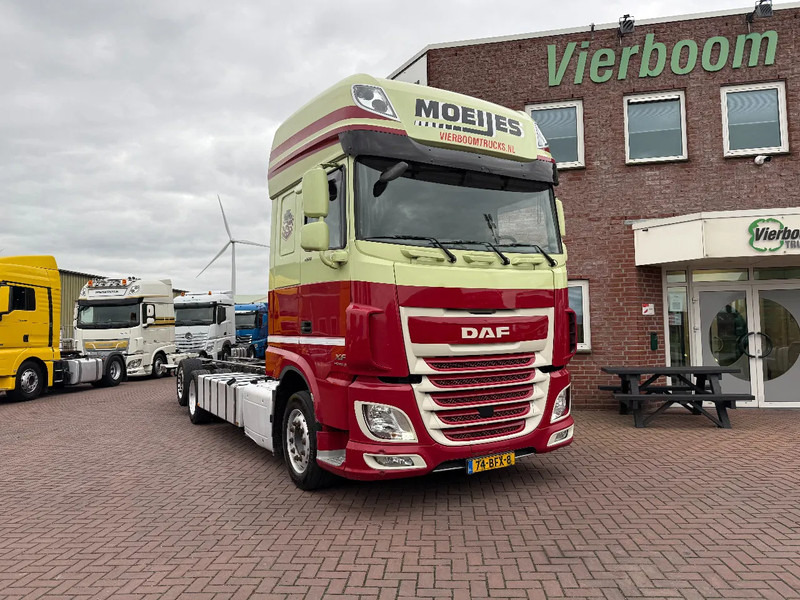 DAF XF 460 XF460 6X2 SCC EURO6 CHASSIS - HOLLAND TRUCK - TOP CONDITION!!! - Châssis cabine: photos 1 DAF XF 460 XF460 6X2 SCC EURO6 CHASSIS - HOLLAND TRUCK - TOP CONDITION!!! - Châssis cabine: photos 1
