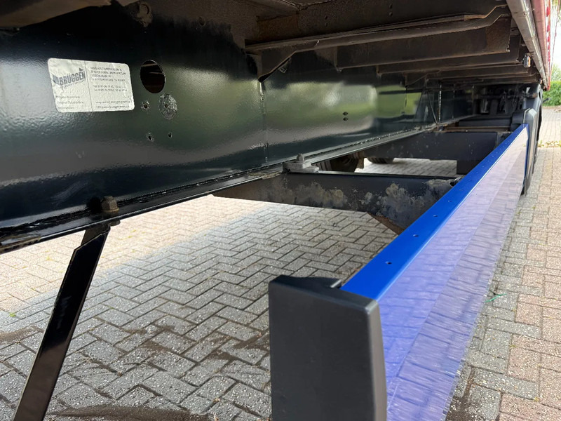 Krone 2-Assige Tridex gestuurde kasten oplegger met 2-tons klep - Semi-remorque fourgon: photos 4 Krone 2-Assige Tridex gestuurde kasten oplegger met 2-tons klep - Semi-remorque fourgon: photos 4