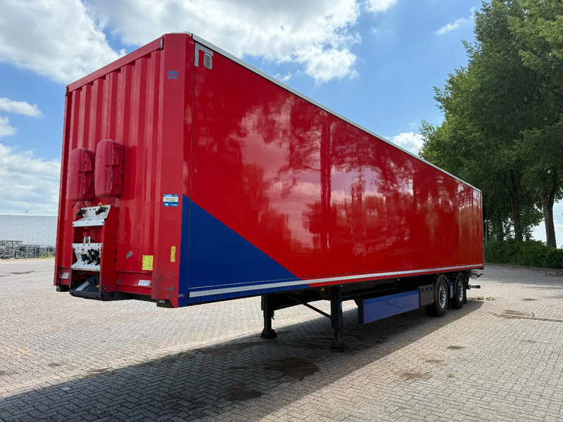 Krone 2-Assige Tridex gestuurde kasten oplegger met 2-tons klep - Semi-remorque fourgon: photos 1 Krone 2-Assige Tridex gestuurde kasten oplegger met 2-tons klep - Semi-remorque fourgon: photos 1
