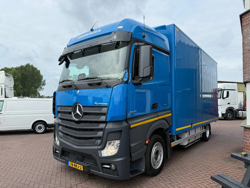 Mercedes-Benz Actros Actros 1842L Bigspace Koffer / Retarder / Kleine Unfall / Fahrbereit / Holland Truck - Camion fourgon: photos 5 Mercedes-Benz Actros Actros 1842L Bigspace Koffer / Retarder / Kleine Unfall / Fahrbereit / Holland Truck - Camion fourgon: photos 5