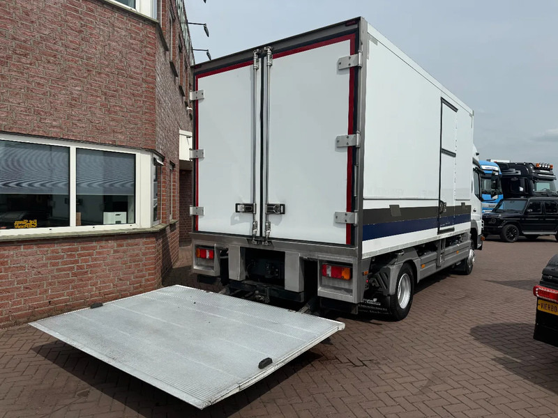 Mercedes-Benz Atego 1024 ATEGO 1024L Kuhlkoffer Carrier Anhangerkupplung TUV bis 10-2025 - Camion frigorifique: photos 3 Mercedes-Benz Atego 1024 ATEGO 1024L Kuhlkoffer Carrier Anhangerkupplung TUV bis 10-2025 - Camion frigorifique: photos 3