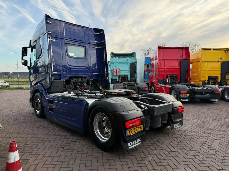 DAF XF 450 XF450 4X2 NGD / 7-2022 / Full spoilers / Alcoa / Camera / Holland Truck !!!!!!!!! - Tracteur routier: photos 3 DAF XF 450 XF450 4X2 NGD / 7-2022 / Full spoilers / Alcoa / Camera / Holland Truck !!!!!!!!! - Tracteur routier: photos 3