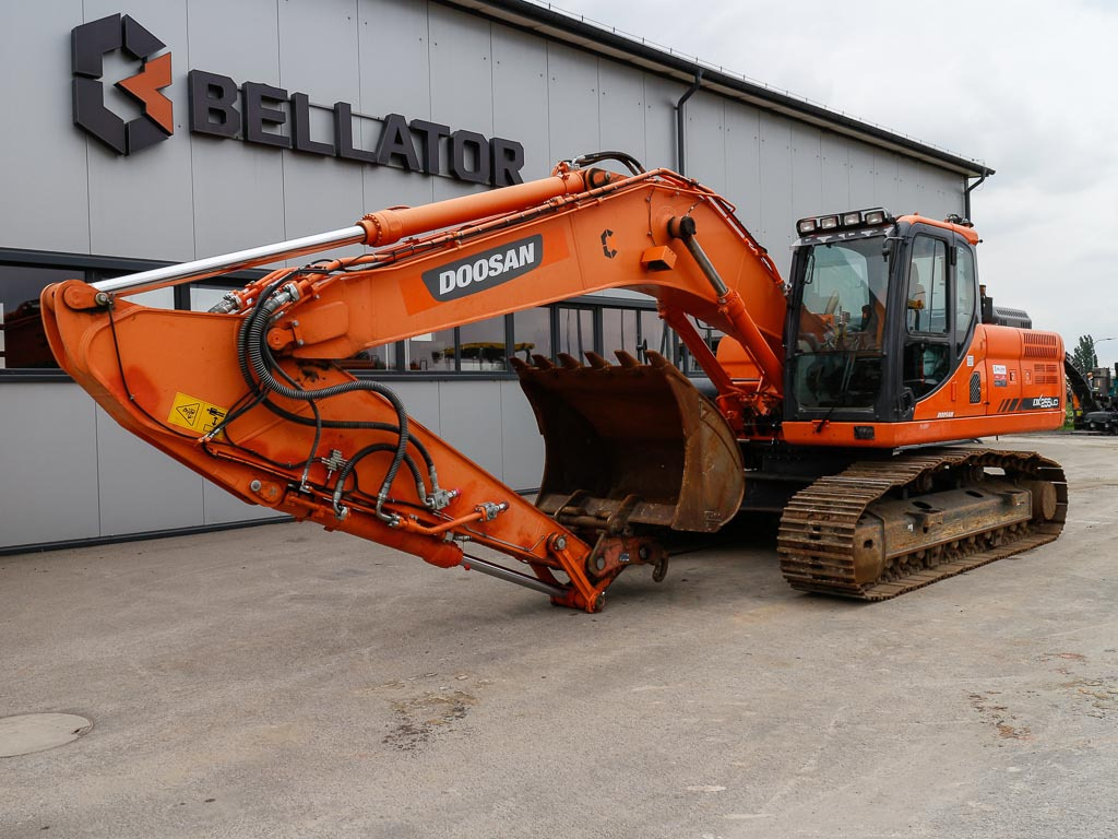 DOOSAN DX 255LC-3 - Pelle sur chenille: photos 2 DOOSAN DX 255LC-3 - Pelle sur chenille: photos 2