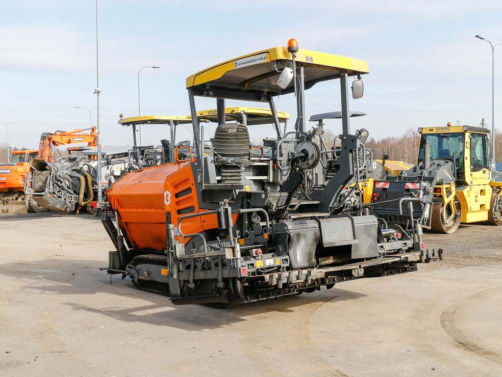 VÖGELE SUPER 1300-3i - Finisseur: photos 4 VÖGELE SUPER 1300-3i - Finisseur: photos 4