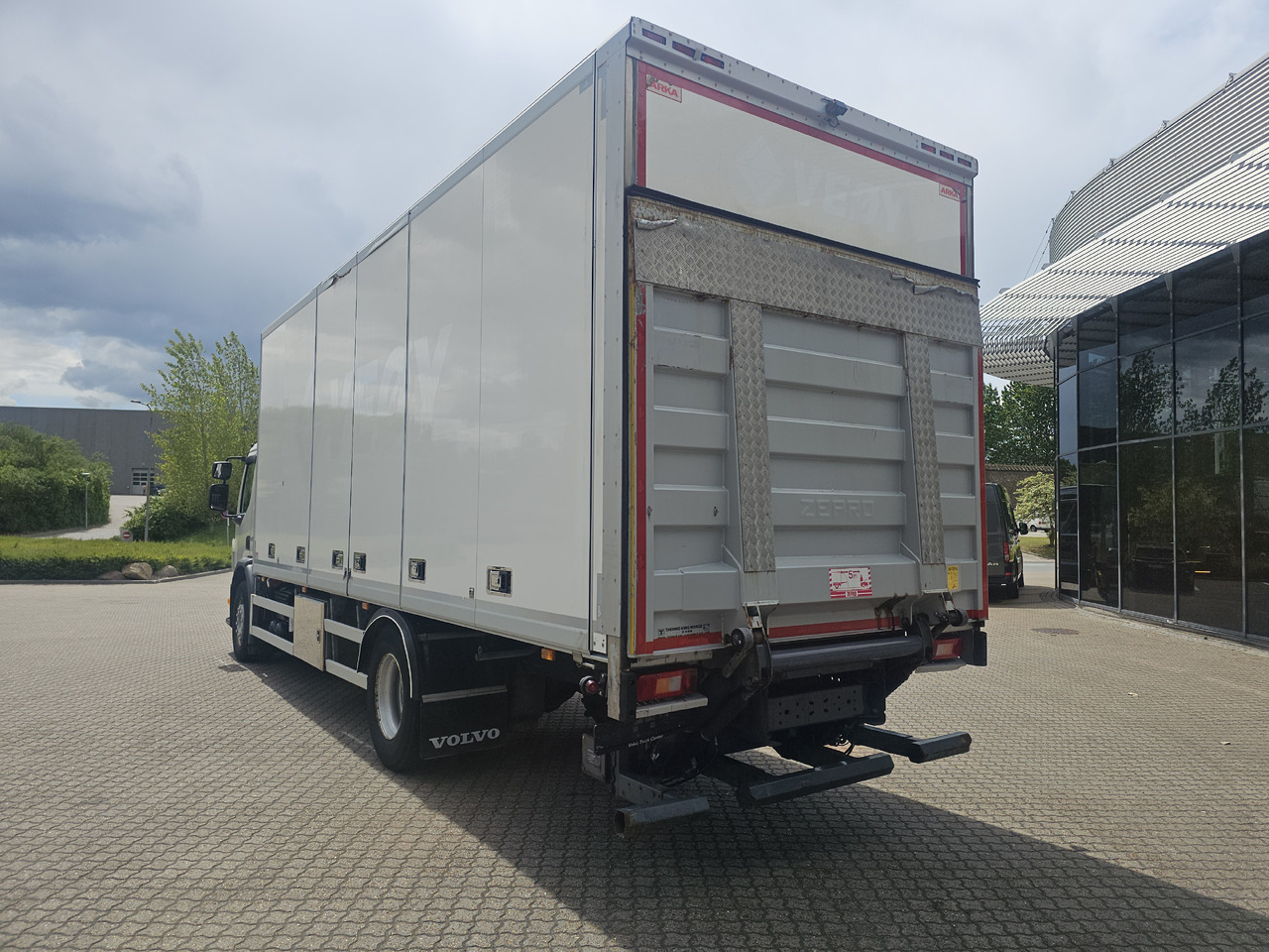 Volvo FE320 - Camion frigorifique: photos 4 Volvo FE320 - Camion frigorifique: photos 4
