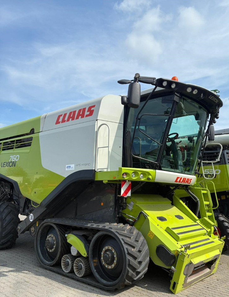 CLAAS Lexion 760TT - Moissonneuse-batteuse: photos 5 CLAAS Lexion 760TT - Moissonneuse-batteuse: photos 5