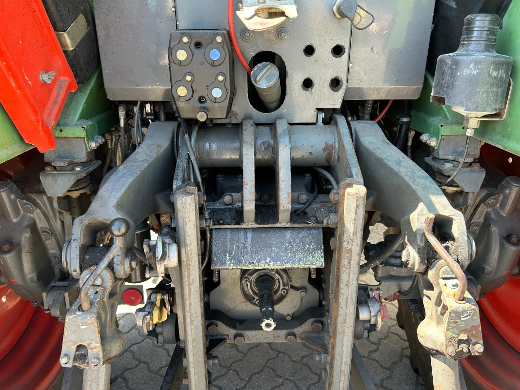 Fendt Farmer 310 - Tracteur agricole: photos 4 Fendt Farmer 310 - Tracteur agricole: photos 4