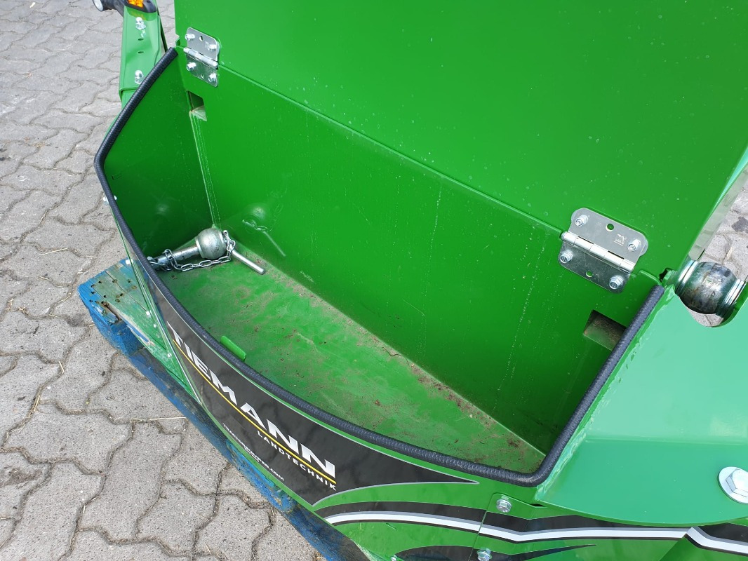 GEWICHT 1100KG - Contrepoids: photos 4 GEWICHT 1100KG - Contrepoids: photos 4