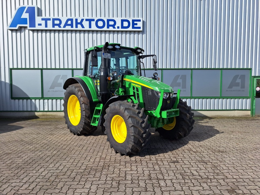 Tracteur agricole John Deere 6100M **MIETRÜCKLÄUFER**: photos 14