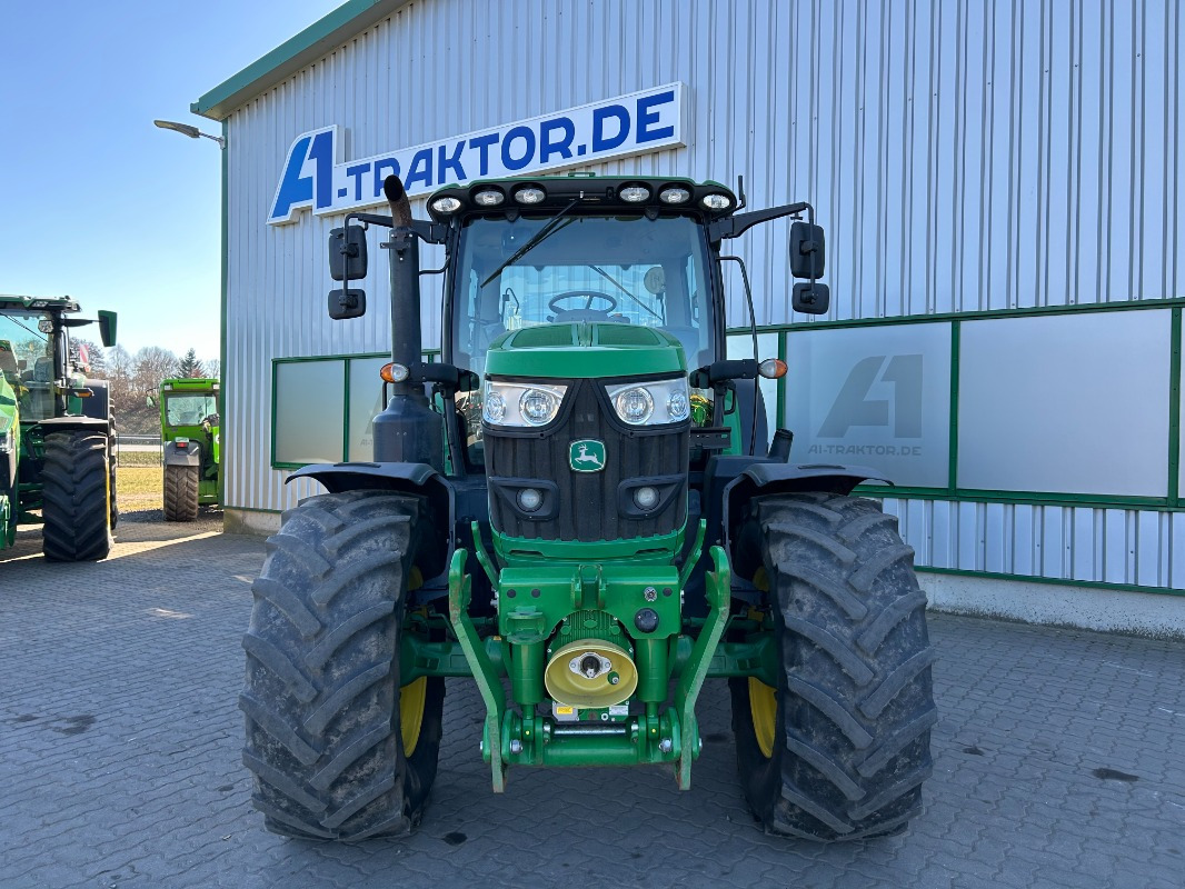 John Deere 6145R - Tracteur agricole: photos 3 John Deere 6145R - Tracteur agricole: photos 3