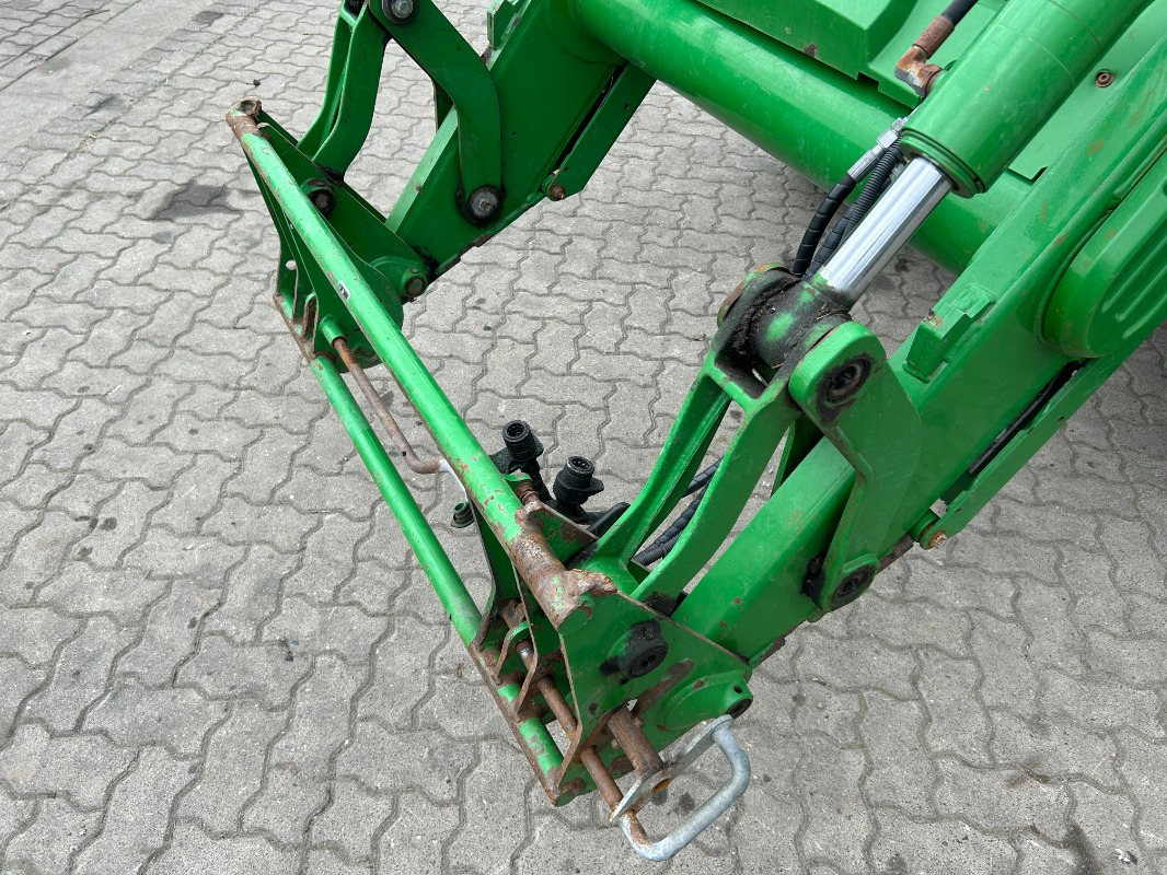 Tracteur agricole John Deere 6155M: photos 12