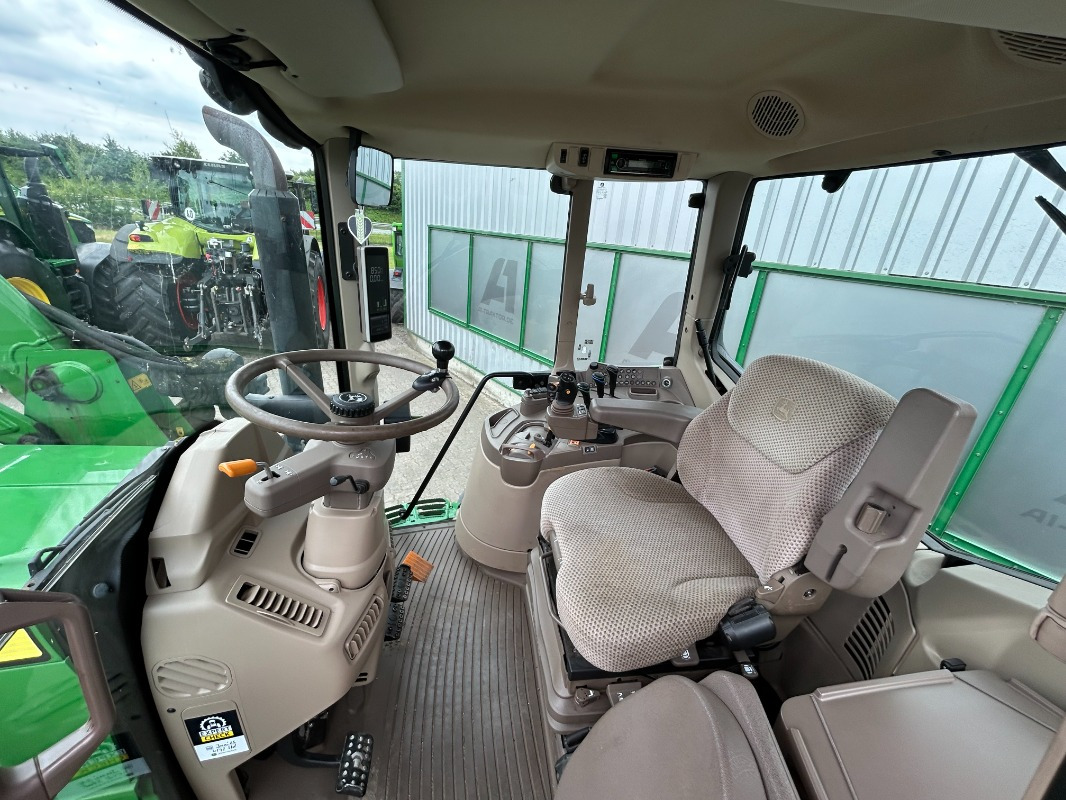 Tracteur agricole John Deere 6155M: photos 6