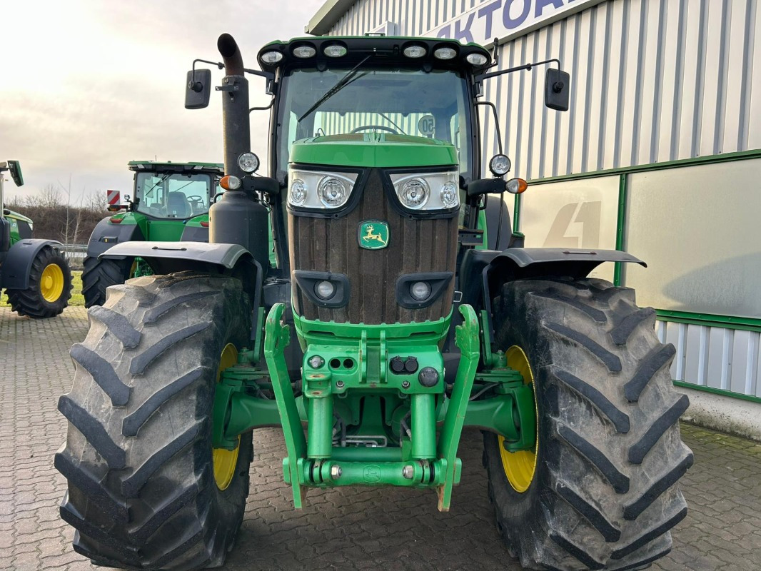 John Deere 6215R - Tracteur agricole: photos 3 John Deere 6215R - Tracteur agricole: photos 3