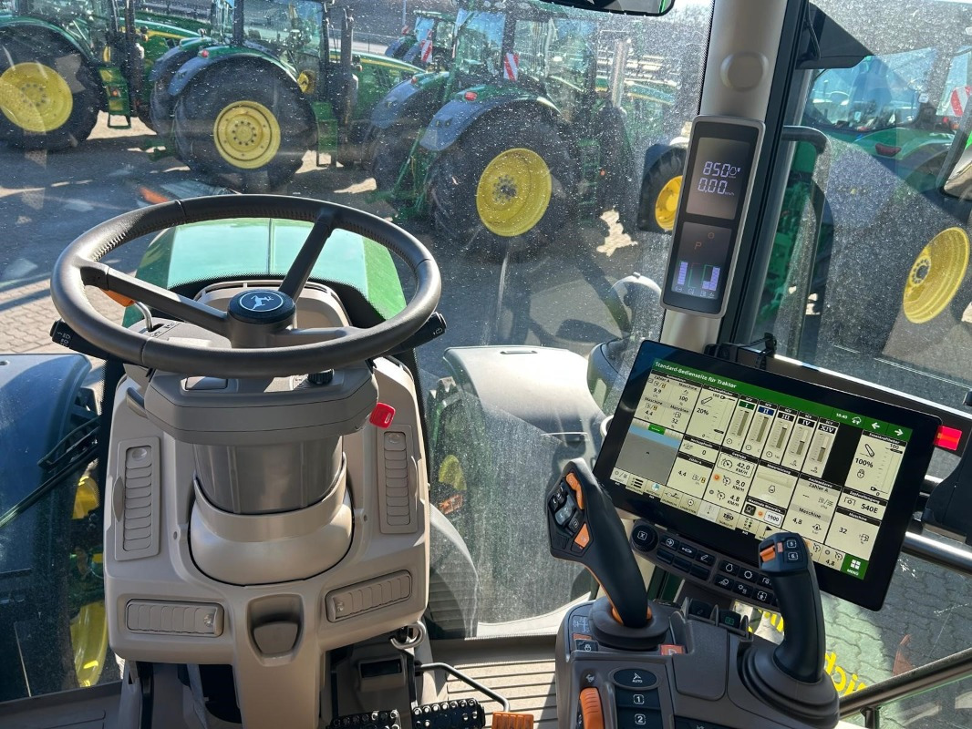 John Deere 6R 145 **MIETRÜCKLÄUFER** - Tracteur agricole: photos 4 John Deere 6R 145 **MIETRÜCKLÄUFER** - Tracteur agricole: photos 4