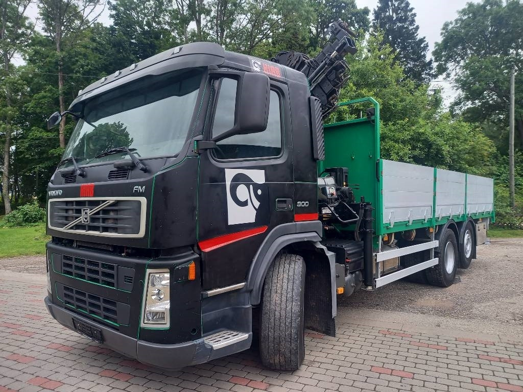 Volvo FM 300, 6x2, HIAB 166 E-5 - Camion grue: photos 4 Volvo FM 300, 6x2, HIAB 166 E-5 - Camion grue: photos 4
