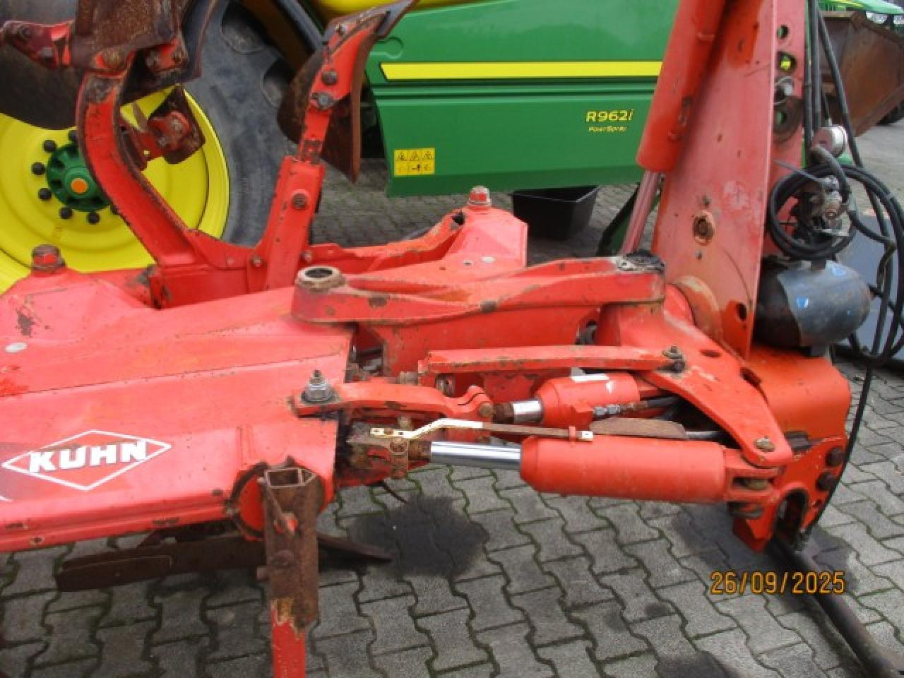 Kuhn Varimaster 152 NSH - Charrue: photos 4 Kuhn Varimaster 152 NSH - Charrue: photos 4