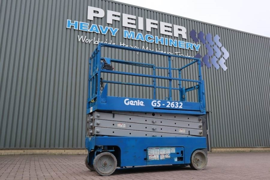 Genie GS2632 Electric, Working Height 10m, 227kg Capacit - Nacelle ciseaux: photos 1 Genie GS2632 Electric, Working Height 10m, 227kg Capacit - Nacelle ciseaux: photos 1