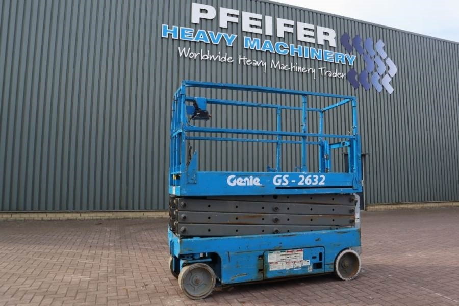 Genie GS2632 Electric, Working Height 10m, 227kg Capacit - Nacelle ciseaux: photos 1 Genie GS2632 Electric, Working Height 10m, 227kg Capacit - Nacelle ciseaux: photos 1