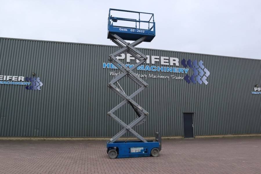 Genie GS2632 Electric, Working Height 10m, 227kg Capacit - Nacelle ciseaux: photos 5 Genie GS2632 Electric, Working Height 10m, 227kg Capacit - Nacelle ciseaux: photos 5
