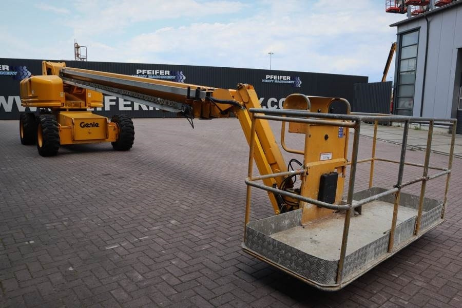 Genie S85 Diesel, 4x4 Drive, 27.7m Working Height, Conti - Nacelle télescopique: photos 3 Genie S85 Diesel, 4x4 Drive, 27.7m Working Height, Conti - Nacelle télescopique: photos 3