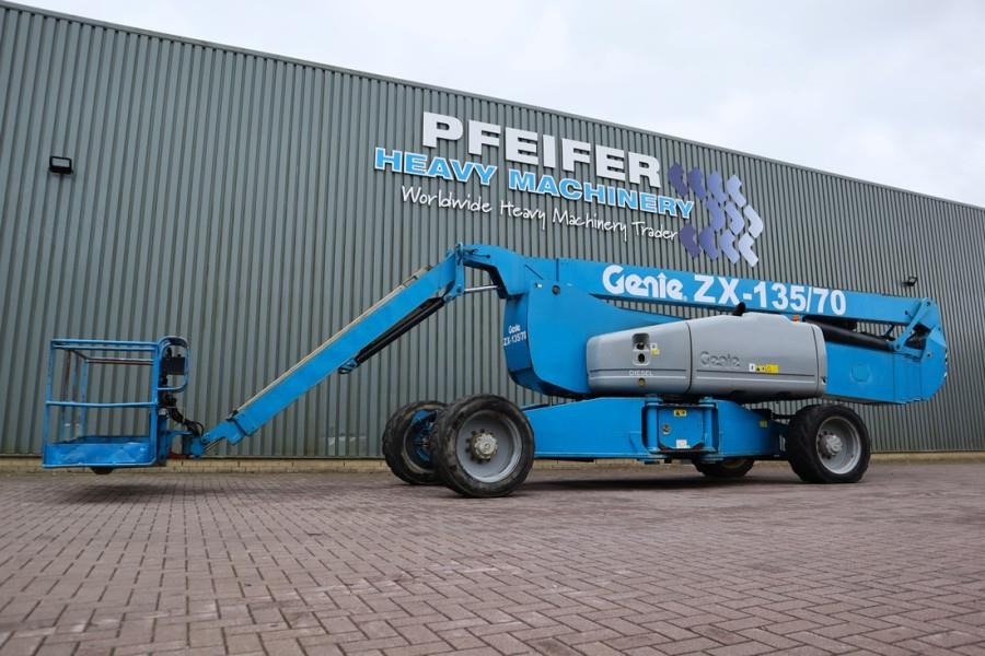 Genie ZX135/70 Diesel, 4x4x4 Drive, 43m Lifting Height,  - Nacelle articulée: photos 1 Genie ZX135/70 Diesel, 4x4x4 Drive, 43m Lifting Height,  - Nacelle articulée: photos 1