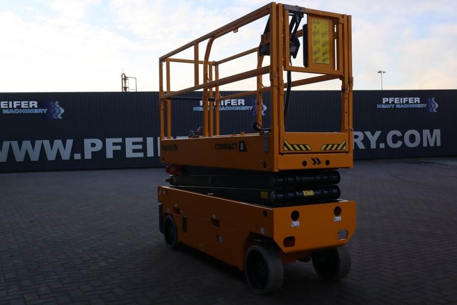 Haulotte Compact 8N Valid inspection, *Guarantee! 8m Workin - Nacelle ciseaux: photos 2 Haulotte Compact 8N Valid inspection, *Guarantee! 8m Workin - Nacelle ciseaux: photos 2