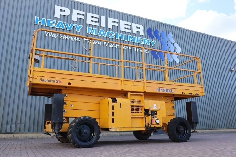 Haulotte H15SXL Diesel, 4x4 Drive, 15m Working Height, 500k - Nacelle ciseaux: photos 1 Haulotte H15SXL Diesel, 4x4 Drive, 15m Working Height, 500k - Nacelle ciseaux: photos 1