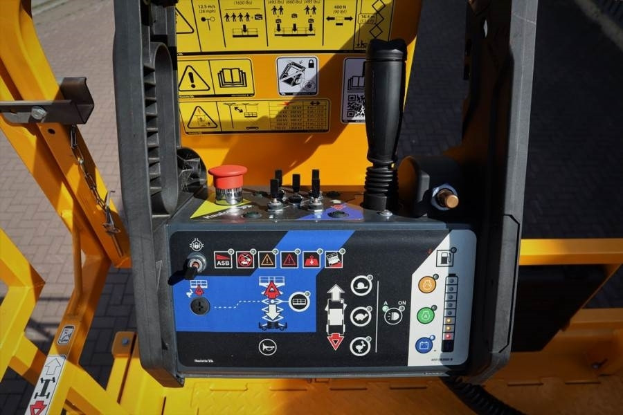Haulotte HS18EPRO Valid Inspection, Full Electric 4x4 Drive - Nacelle ciseaux: photos 5 Haulotte HS18EPRO Valid Inspection, Full Electric 4x4 Drive - Nacelle ciseaux: photos 5