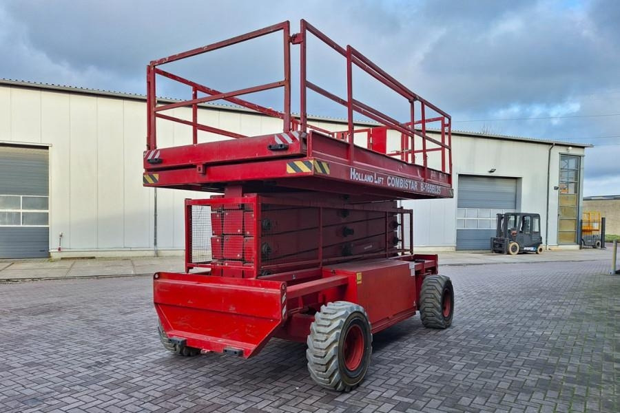 Holland Lift Combistar B-165EL25 Electric, 18.5m Working Height - Nacelle ciseaux: photos 2 Holland Lift Combistar B-165EL25 Electric, 18.5m Working Height - Nacelle ciseaux: photos 2