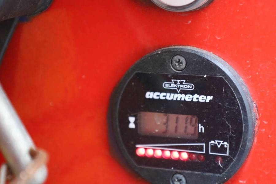 Holland Lift Ecostar HL-7810 Electric, 10m Working Height, 450k - Nacelle ciseaux: photos 4 Holland Lift Ecostar HL-7810 Electric, 10m Working Height, 450k - Nacelle ciseaux: photos 4