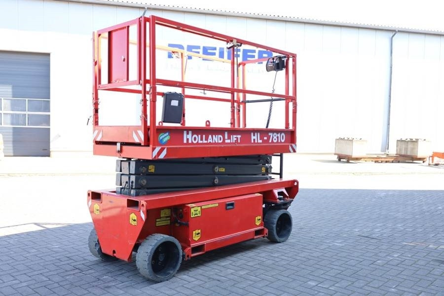 Holland Lift Ecostar HL-7810 Electric, 10m Working Height, 450k - Nacelle ciseaux: photos 2 Holland Lift Ecostar HL-7810 Electric, 10m Working Height, 450k - Nacelle ciseaux: photos 2