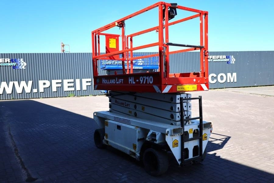 Nacelle ciseaux Holland Lift Ecostar HL-9710 Electric, 12m Working Height, 325k: photos 7 Nacelle ciseaux Holland Lift Ecostar HL-9710 Electric, 12m Working Height, 325k: photos 7