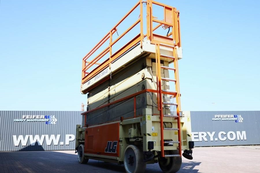 Nacelle ciseaux JLG SL245-12 Diesel, 4x4x4 Drive, 26.5m Working Height: photos 8
