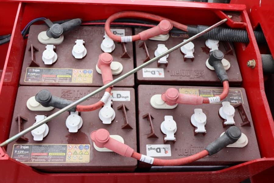 Magni ES1212E Valid inspection, *Guarantee! Electric, 12 - Nacelle ciseaux: photos 5 Magni ES1212E Valid inspection, *Guarantee! Electric, 12 - Nacelle ciseaux: photos 5