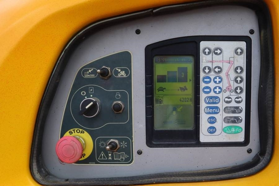 Manitou 160ATJ Diesel, 4x4x4 Drive, 16m Working Height, 8.  - Nacelle articulée: photos 4 Manitou 160ATJ Diesel, 4x4x4 Drive, 16m Working Height, 8.  - Nacelle articulée: photos 4