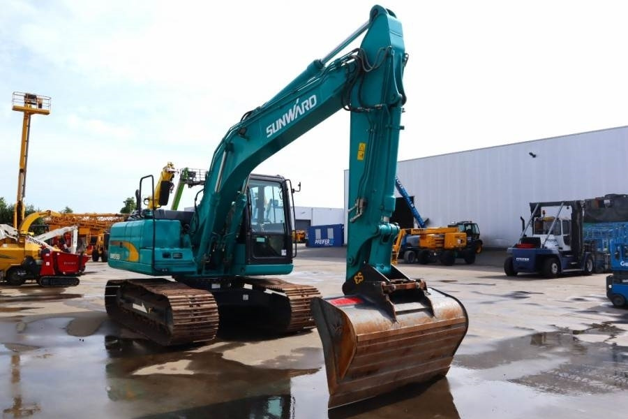 Crédit-bail de Sunward SWE155F CE certification, Diesel, Digging depth: 5  Sunward SWE155F CE certification, Diesel, Digging depth: 5: photos 7