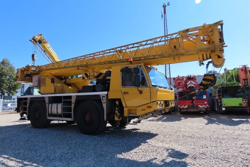 Tadano Faun ATF 40G-2 - Grue tout-terrain: photos 2 Tadano Faun ATF 40G-2 - Grue tout-terrain: photos 2