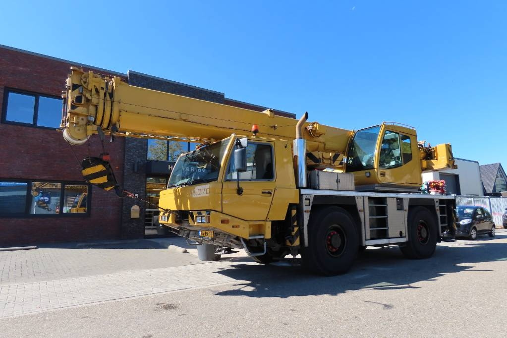 Tadano Faun ATF 40G-2 - Grue tout-terrain: photos 1 Tadano Faun ATF 40G-2 - Grue tout-terrain: photos 1