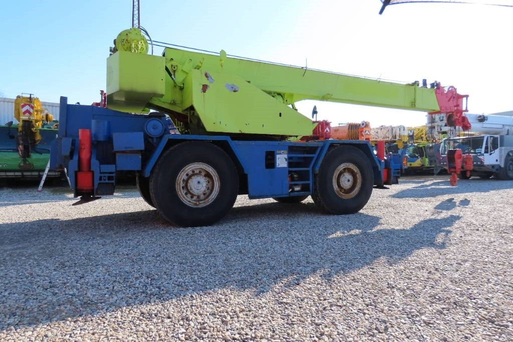 Tadano TR 250 E - Grue mobile: photos 4 Tadano TR 250 E - Grue mobile: photos 4