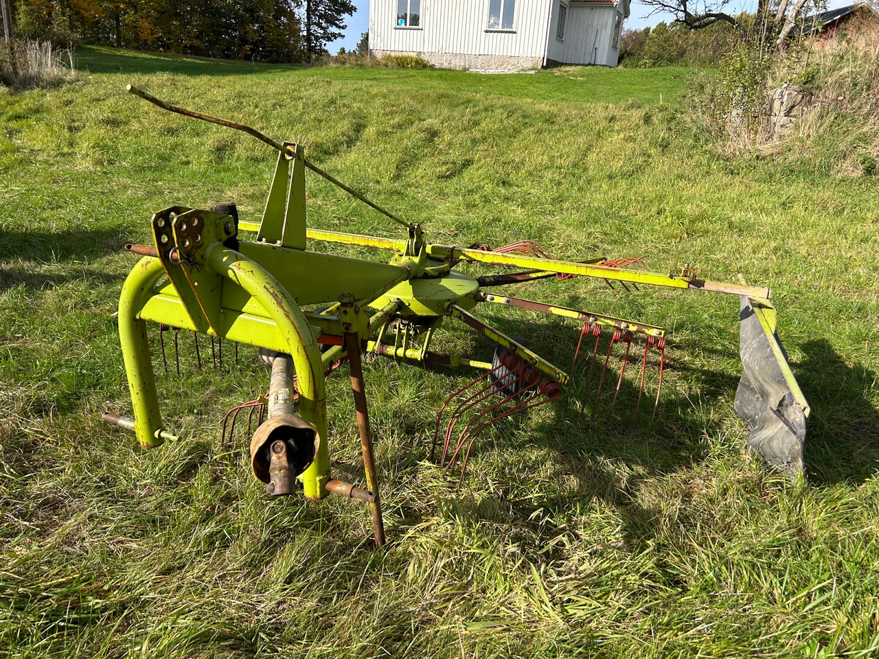 Claas WS 280 S - Faneuse: photos 1 Claas WS 280 S - Faneuse: photos 1