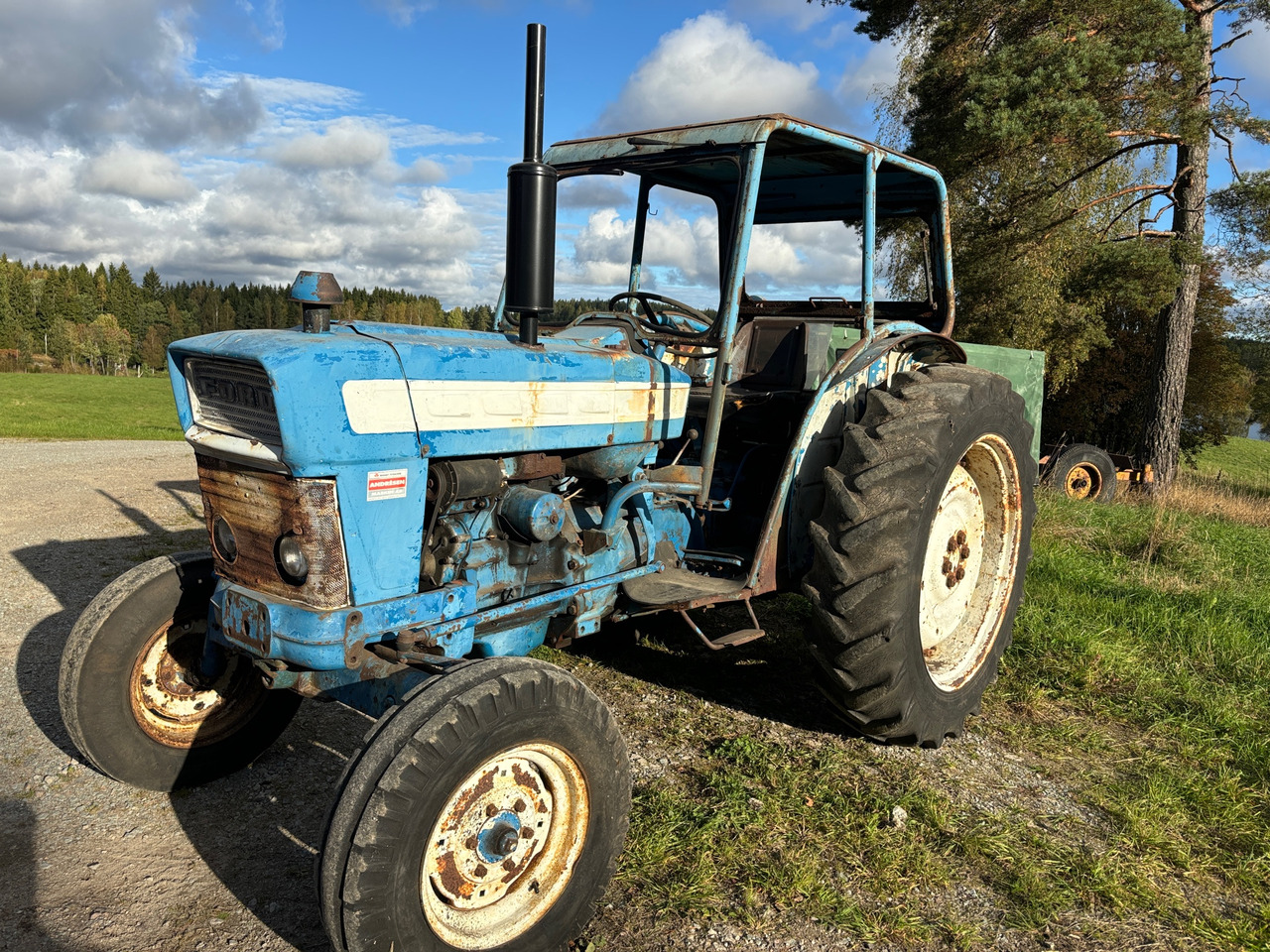 Ford 4000 - Tracteur agricole: photos 1 Ford 4000 - Tracteur agricole: photos 1