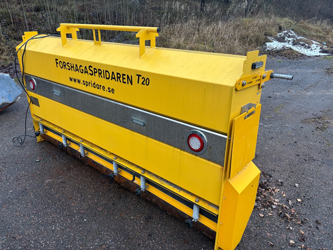 Forshagaspridaren T20-250-C - Epandeur de sable: photos 1 Forshagaspridaren T20-250-C - Epandeur de sable: photos 1