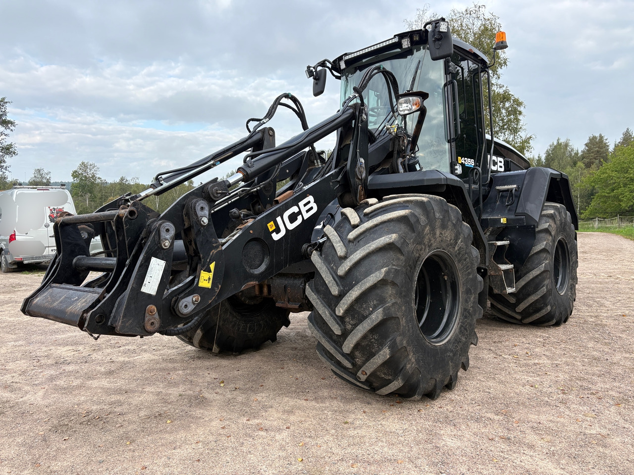 JCB 435S - Chargeuse sur pneus: photos 1 JCB 435S - Chargeuse sur pneus: photos 1