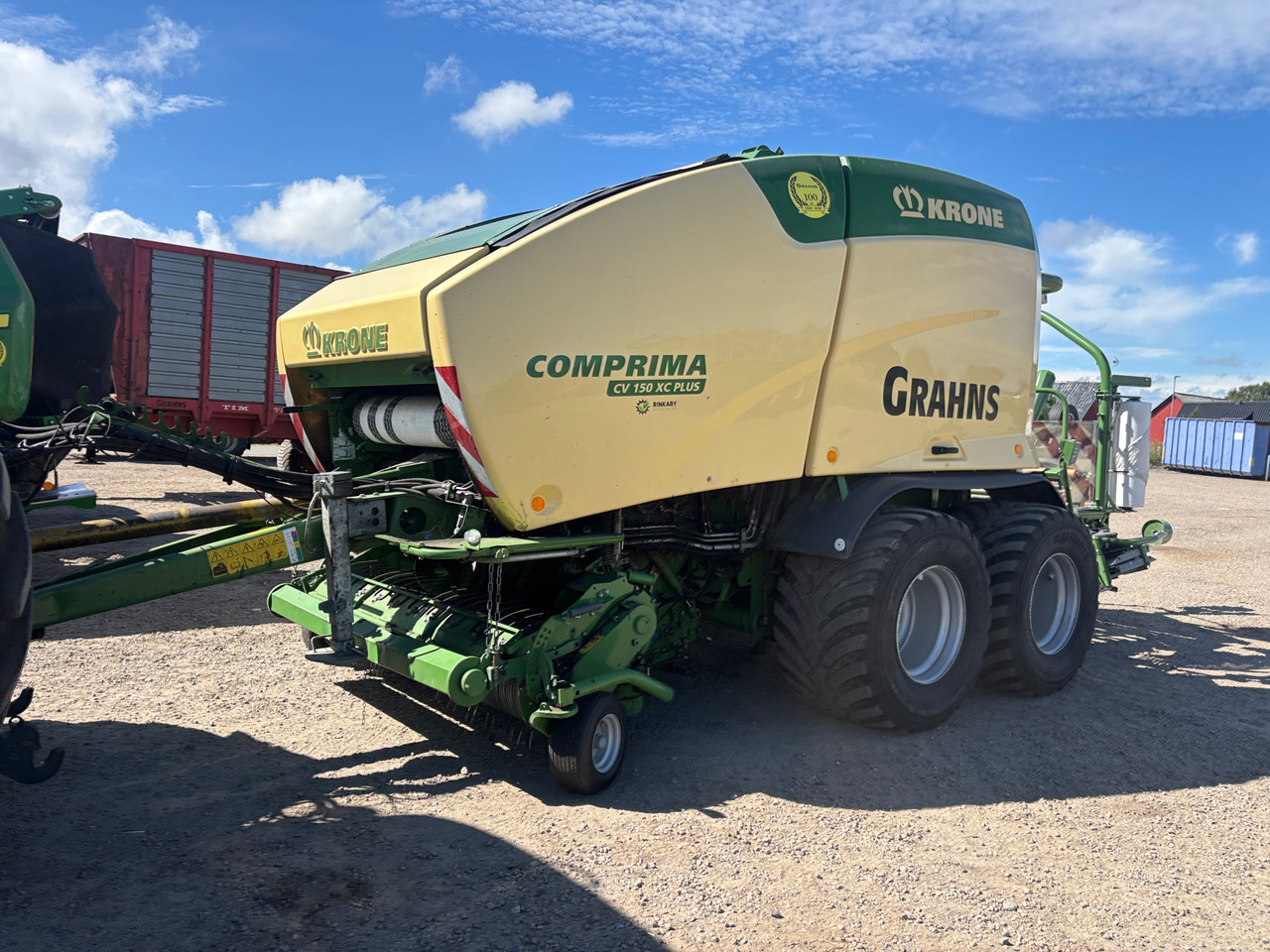 Krone Comprima CV 150 XC PLUS - Presse à balles rondes: photos 1 Krone Comprima CV 150 XC PLUS - Presse à balles rondes: photos 1