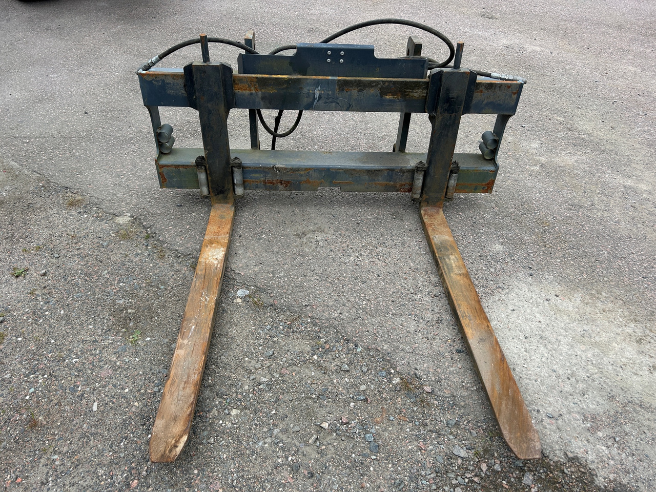 LST 2,5 T - Fourches pour Engins de chantier: photos 1 LST 2,5 T - Fourches pour Engins de chantier: photos 1