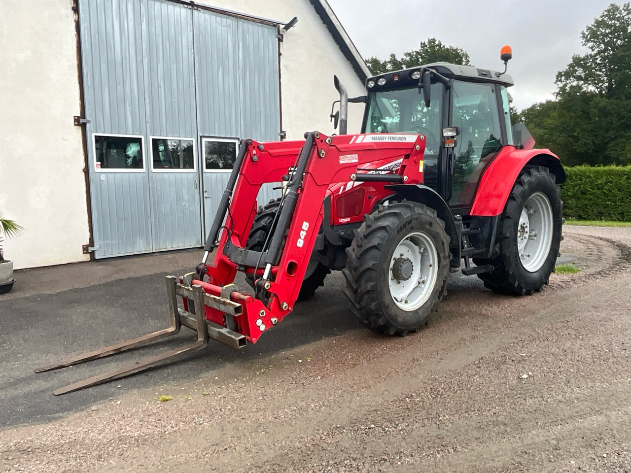 Massey Ferguson 5455 - Tracteur agricole: photos 1 Massey Ferguson 5455 - Tracteur agricole: photos 1