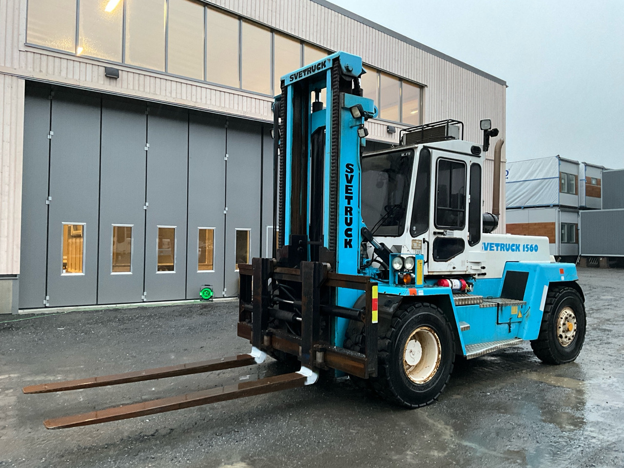 Svetruck 1560 - 33 - Matériel de manutention: photos 1 Svetruck 1560 - 33 - Matériel de manutention: photos 1
