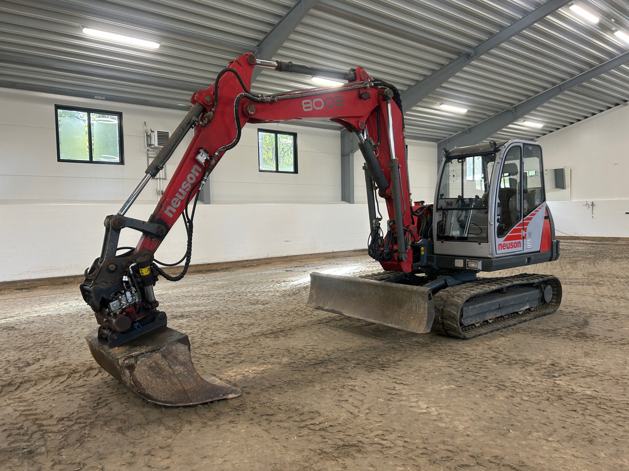 Neuson 8002 - Pelle: photos 1 Neuson 8002 - Pelle: photos 1