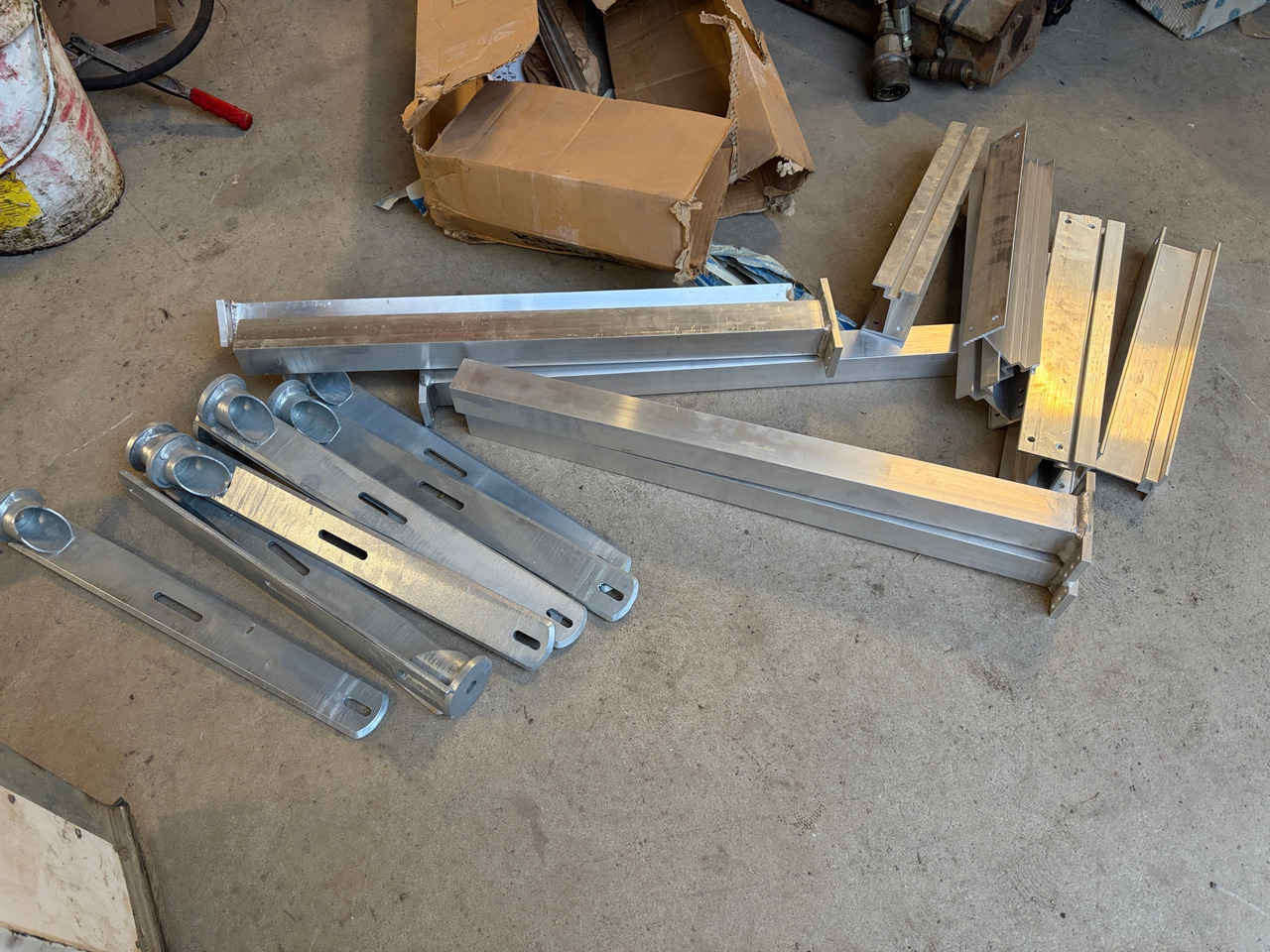 Kilafors-släp - Pièces de rechange pour Remorque: photos 1 Kilafors-släp - Pièces de rechange pour Remorque: photos 1