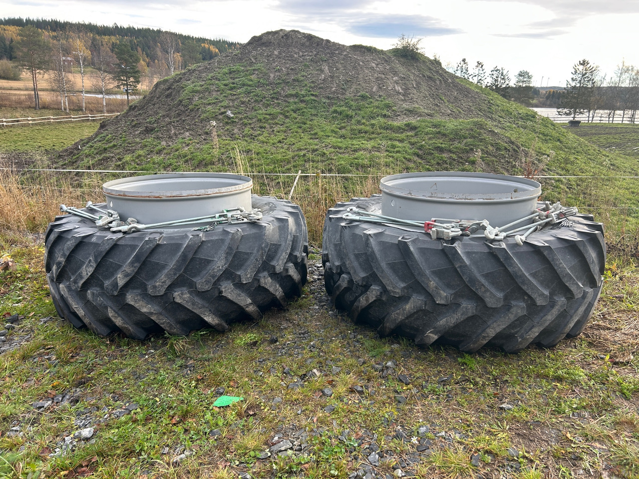 Trelleborg 650/65R42 - Pneu pour Machine agricole: photos 1 Trelleborg 650/65R42 - Pneu pour Machine agricole: photos 1
